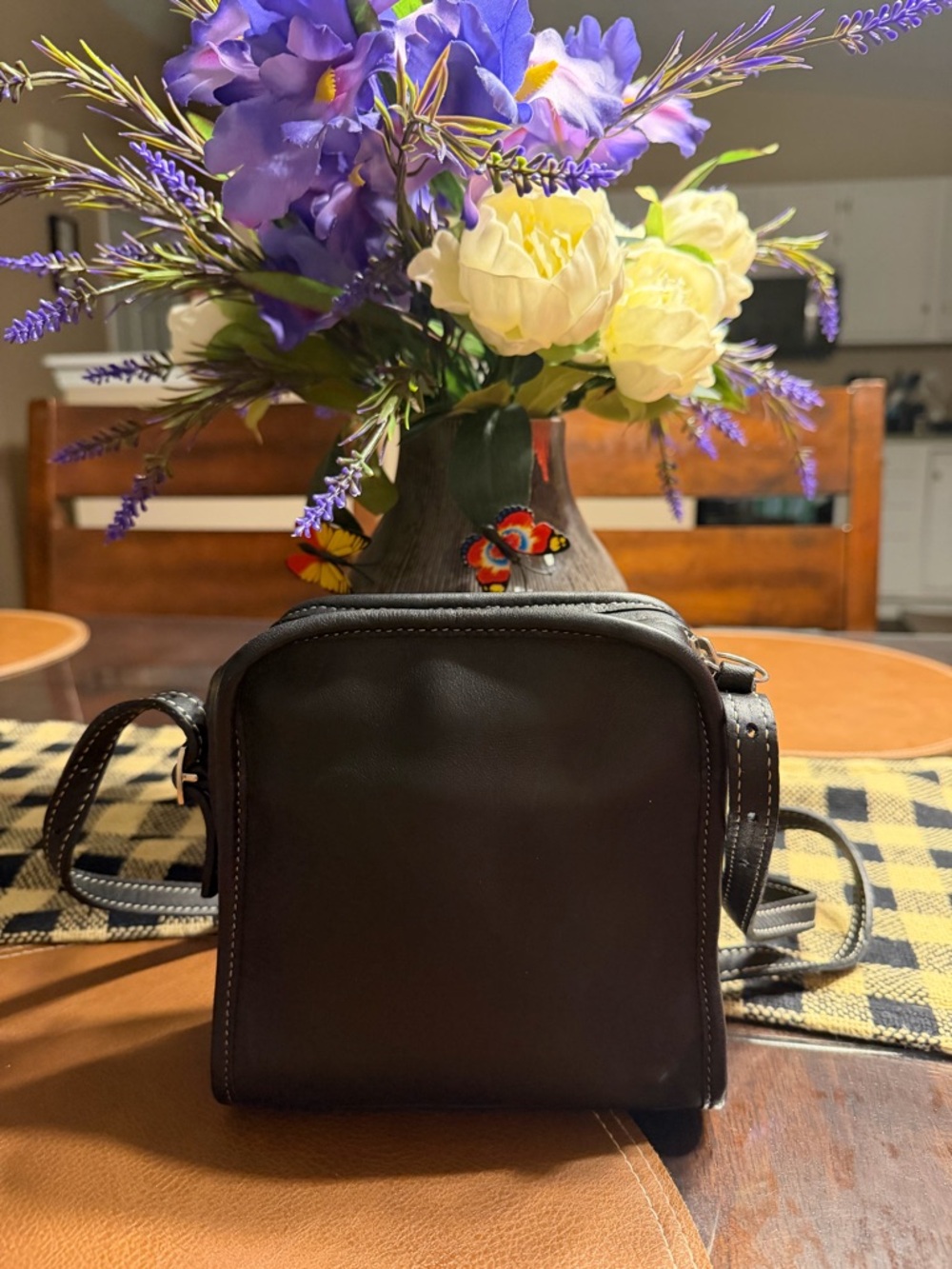 Coach Black Vintage  1999 Bag Sleek Design 9139 - Picture 2 of 8
